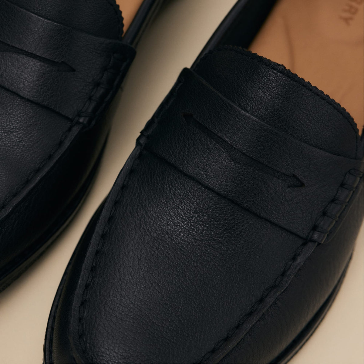 Seaport Penny Loafer image 11
